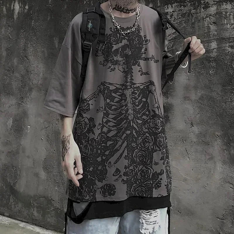 Men T-shirts 2024 Summer Streetwear High Street Gothic Skull T-Shirt Loose Oversized Short-sleeved T shirt Dark Anime Men Y2k Top