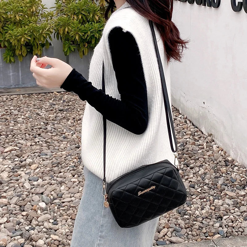 2023 Tassel Small Messenger Bags For Women Trend Lingge Embroidery Camera Female Shoulder Bag Fashion Chain Ladies Crossbody Bags