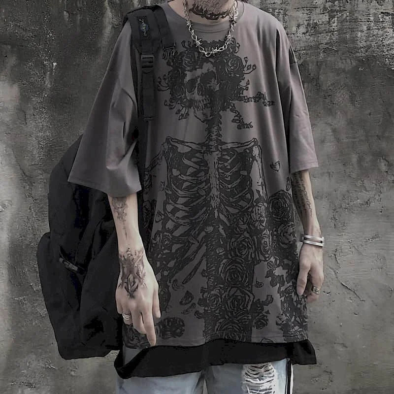 Men T-shirts 2024 Summer Streetwear High Street Gothic Skull T-Shirt Loose Oversized Short-sleeved T shirt Dark Anime Men Y2k Top